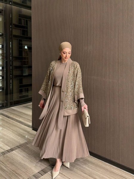 طقم تنورة ٣ قطع