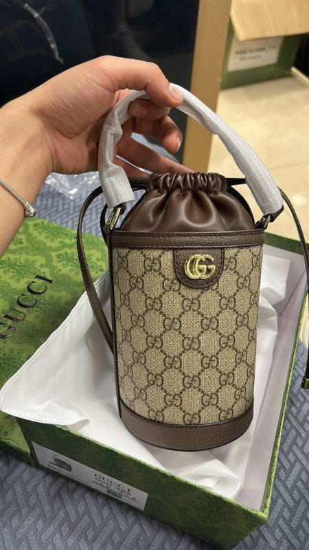 شنته GUCCI