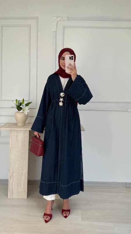 جينز غامق