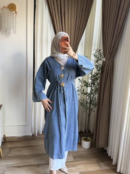 ترنشكوت جينز