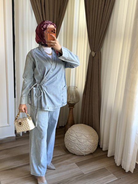 طقم بنطلون جينز